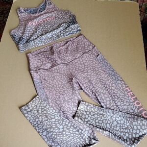 Peleton ATHLETIC 2 Piece Leopard Print 2 Piece Set LARGE